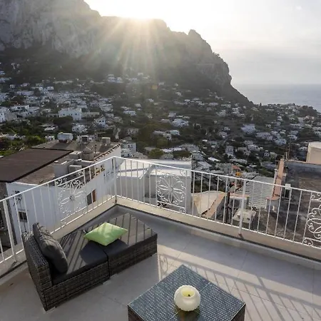 Rooftop Luxury By Caprirooms 카프리